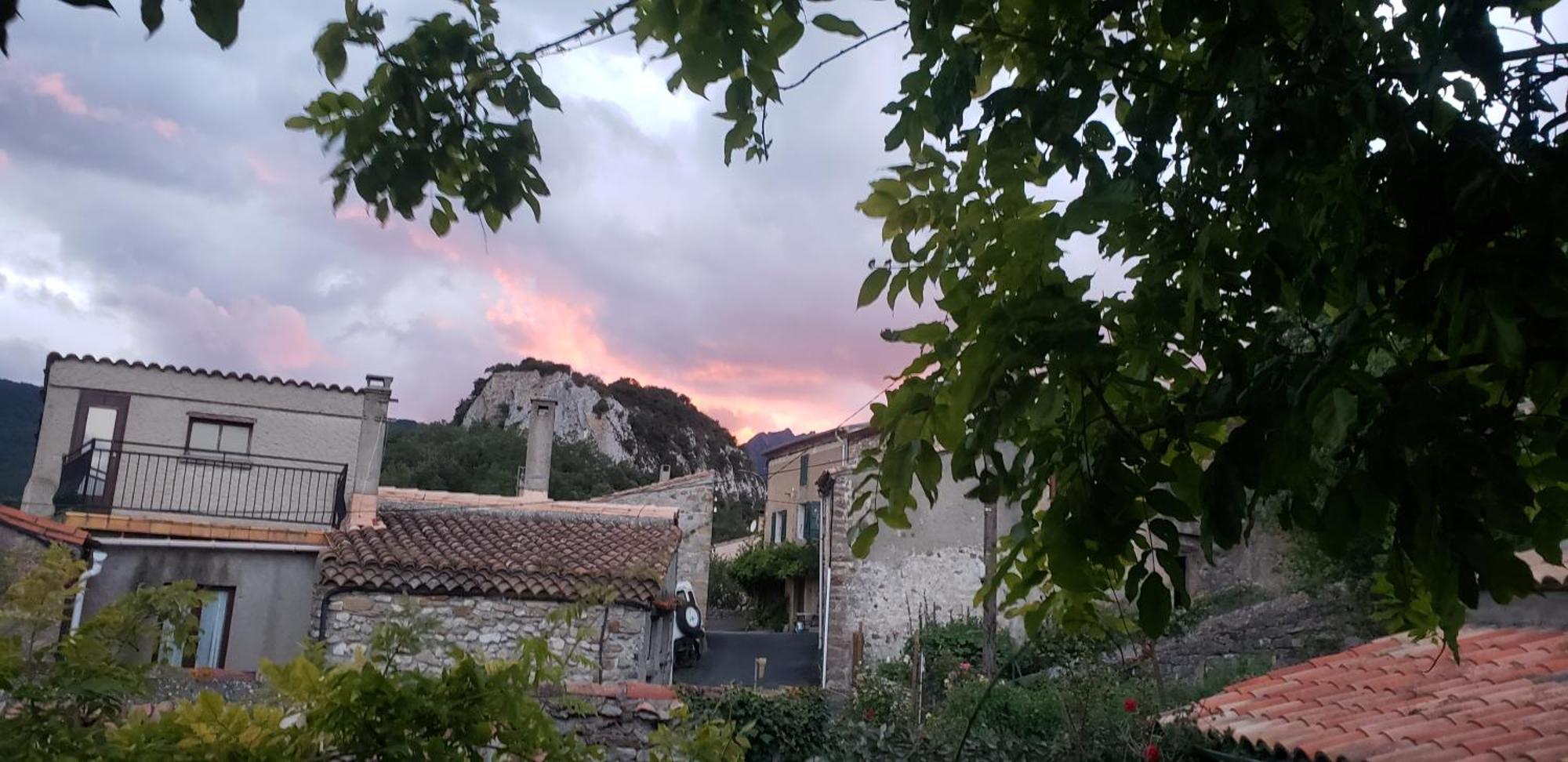 Camps-sur-l'Agly Le Chateau מראה חיצוני תמונה